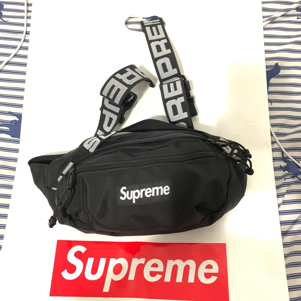 Supreme waist bag ss18